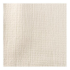 Baumwoll-Kaschmir-Crinkle-Bluse Glatte hellbeige Stoffoberfläche der Baumwoll-Kaschmir-Bluse.