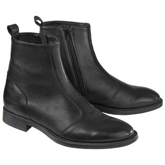 Zwei schwarze Dandy-Boots aus Leder nebeneinander, von vorn