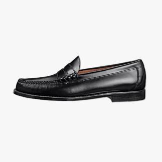 Seitenansicht eines G.H. Bass Pennyloafer Weejuns in schwarz für Männer, Größe 41.