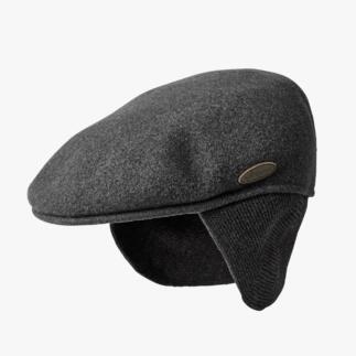 Kangol-Schiebermütze mit Ohrenwärmern, seitliche Ansicht.
