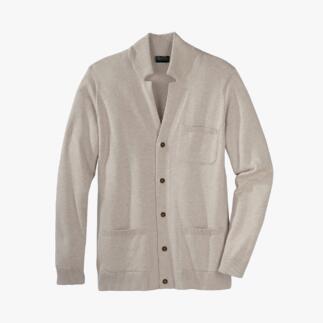 Beiger Pima-Cotton-Cardigan, frontal präsentiert.