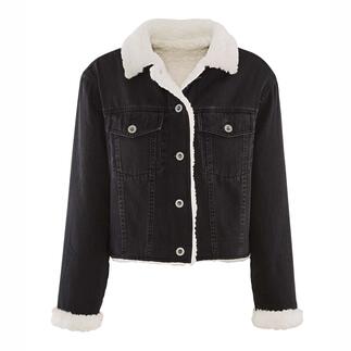 Schwarze Teddy-Jeansjacke mit Kragen und Druckknöpfen an der Vorderseite.