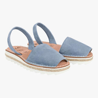 Paar Avarcas de Menorca-Sandalen in Denimfarbe, Größe 36