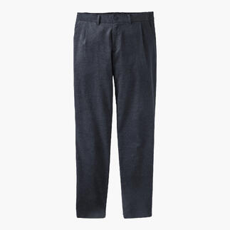 Tencel-Microcordhose in Größe 48, grau, mit zwei Taschen und einem schlichten Design.