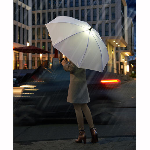 LED-Stockschirm Der Regenschirm mit LED-Beleuchtung: Besser sehen und gesehen werden bei Dunkelheit.