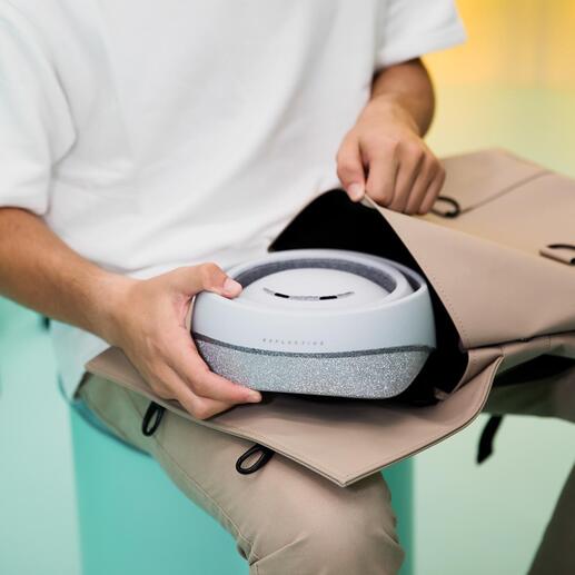 Flach zusammengelegt verstauen Sie den Helm bequem in jeder Aktentasche, jedem Rucksack. Flach zusammengelegt verstauen Sie den Helm bequem in jeder Aktentasche, jedem Rucksack.