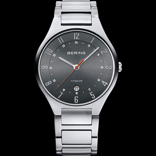 Bering Titanium-Armbanduhr 42 % leichter als Edelstahl und deutlich kratzfester. Die klassisch-sportive Titanium-Uhr von Bering/Dänemark.