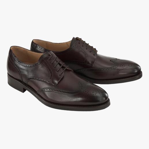 Zwei braune Cordwainer Business-Schuhe mit durchbrochenem Design, Vorderansicht.