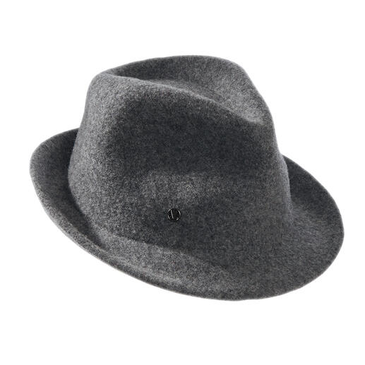 Der Damen-Hut in angesagter Trilby-Form: für mehr Tragekomfort gewalkt statt gefilzt. Viel dehnbarer – aber unvermindert formstabil. Von Loevenich, Hutspezialist seit 1960.