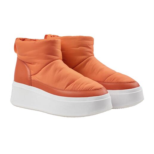 Der hochmodische und funktionelle unter den Puff-Boots. Vom Trend-Label Ash. Angesagt hohe, isolierende und ultraleichte Plateau-Sohle. Wasserabweisendes Nylon. Wärmende Wattierung.