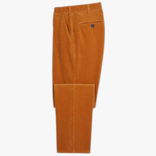 Kornfarbene Cordhose mit klassischem Schnitt und Taschen.
