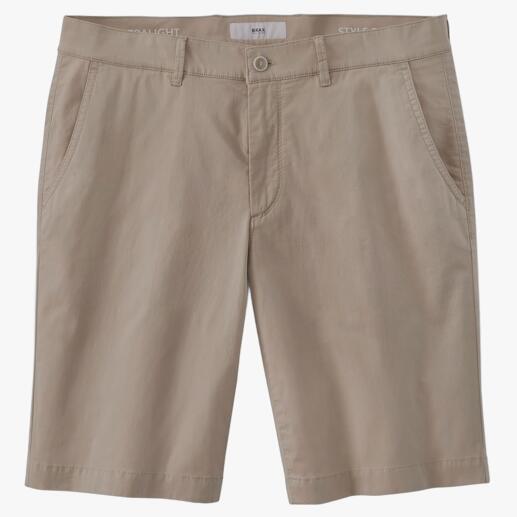 Die Flat-Front-Bermudas von Brax: seit Jahren unverbesserbar. Hosen-Know-how seit 1888.