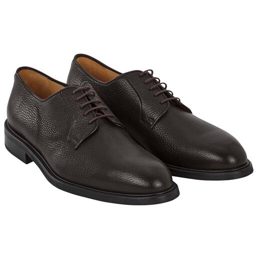Der Business-Schuh aus leichtem, geschmeidig weichem Hirschleder: Luxus für Ihre Füße. Elegant, aber dennoch robust. Und einfach unendlich bequem.