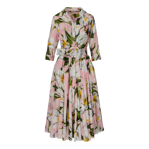 Samantha Sung Kleid mit Blumenmuster auf einem weißen Hintergrund