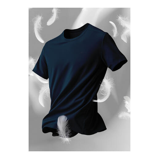 Dunkelblaues T-Shirt, Größe 46, sportlich geschnitten.