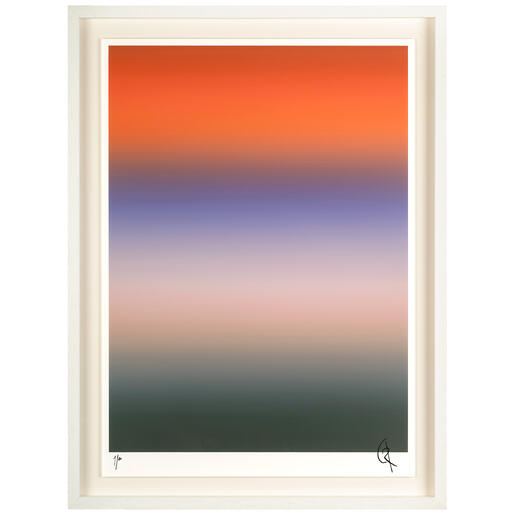 Abstraktes Farbspiel mit sanften Übergängen in Orange, Lila und Grün in einem Rahmen.