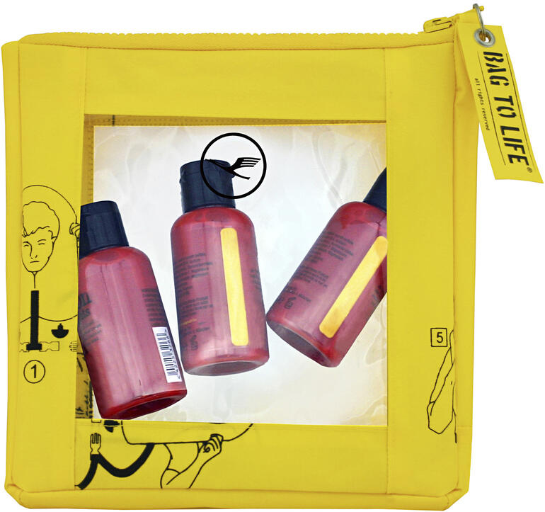 Ideal auch als übersichtlicher Kosmetikbeutel und Nassfach z. B. für Rasier- oder Badesachen. Liquidbag aus Rettungswesten mit durchsichtiger Vorderseite.
