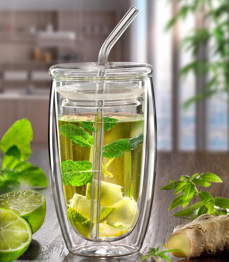 Mundgeblasenes Thermoglas mit Lemongrass und Limette