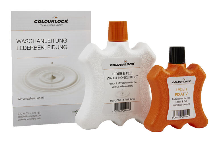 Flasche Leder- und Fell-Waschkonzentrat neben Fixativ.