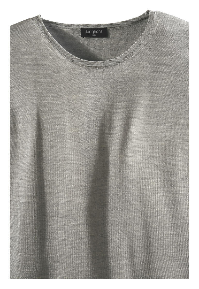 Nahaufnahme des Kragens und Labels des Junghans 1954 Pullovers.