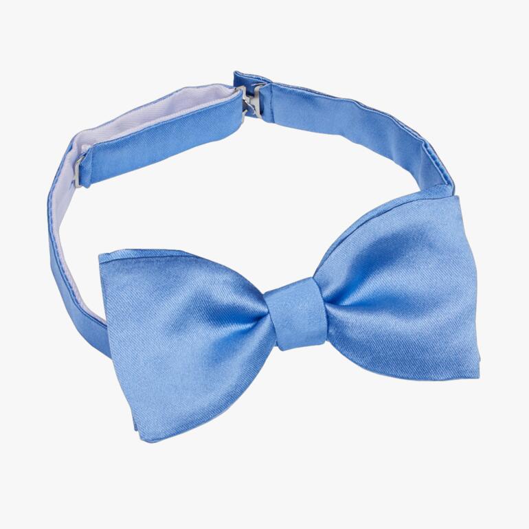 Helle selbstbinder Schleife in hellblau