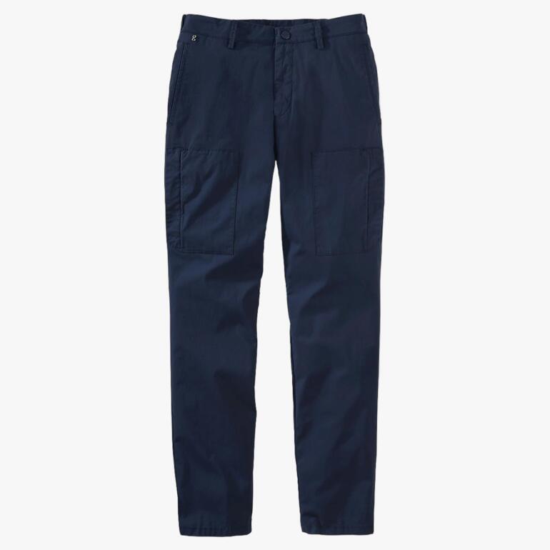 Navyfarbene Zero-Gravity-Cargohose, Größe 50, mit zwei seitlichen und zwei Gesäßtaschen.