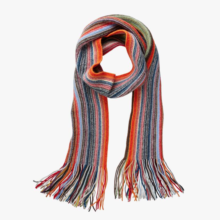 Langer Regenbogen-Schal von Robert Mackie, Aufhängung mit Fransen.