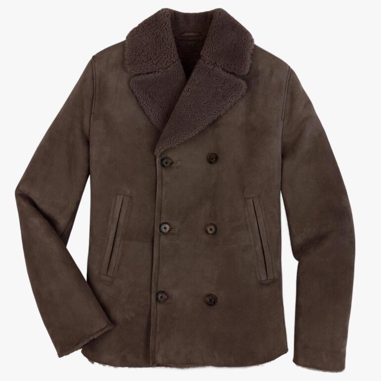 Echtes Lammfell-Caban in Dunkelbraun als Hauptbild.