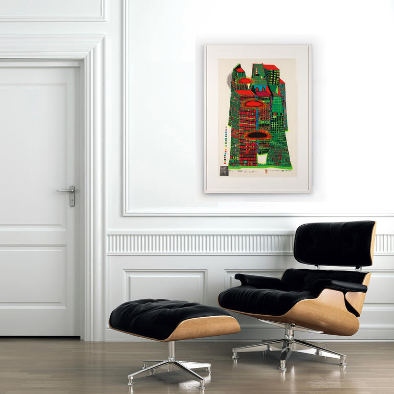 Kunstwerk von Hundertwasser hängt über einem modernen Sessel und Hocker in einem stilvollen Raum.