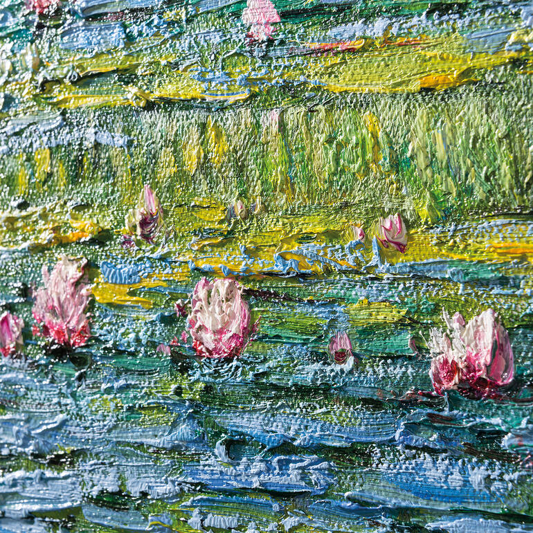 Detailaufnahme einer Seerose auf der Leinwand.